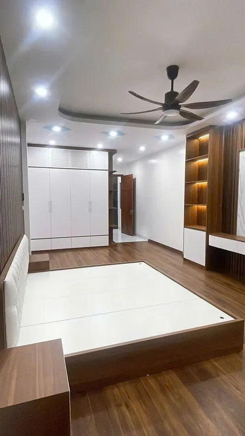 Siêu Phẩm Nhà Huyền Kỳ Hà Đông - 55m x 4 tầng giá 5.9x tỷ - Vị trí đẹp ô tô đỗ cửa