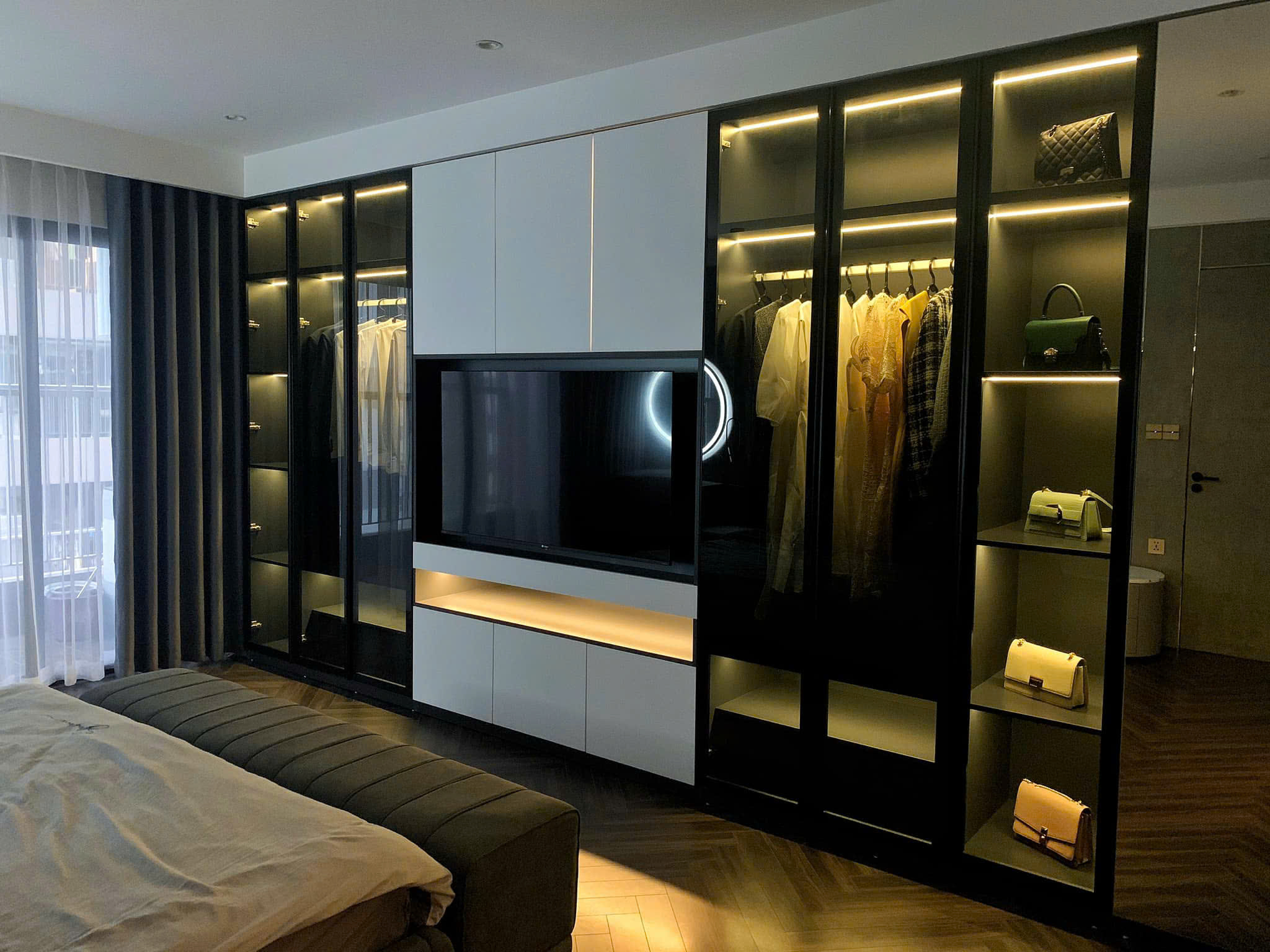 Gia đình cần bán căn hộ 125m(3n2w) tại Ban Cơ Yếu - Lê Văn Lương. Sẵn sổ, full nội thất