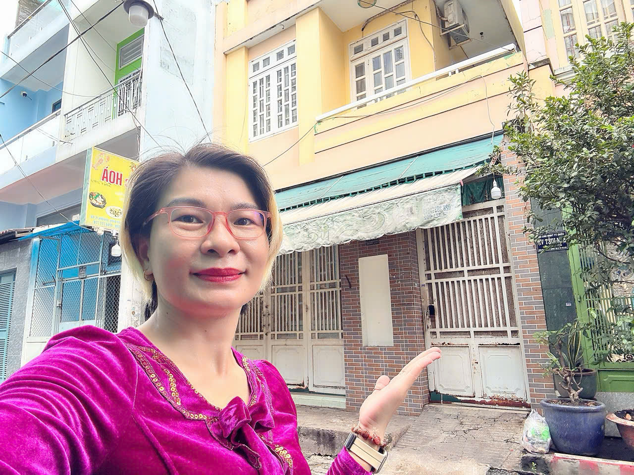 BÁN NHÀ HXH 8M Đ.TRẦN VĂN ĐANG, QUẬN 3 - NGANG HIẾM 8M*15M - XE HƠI THÔNG HOÀNG SA & CÁCH MẠNG THÁNG 8 NGAY SÁT QUẬN 1