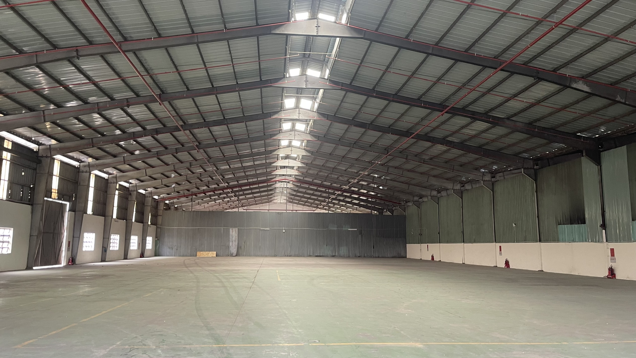 Cho thuê xưởng 2500m2 KCN Tam Phước, Tp Biên Hòa, Đồng Nai giá 4,2 usd/m