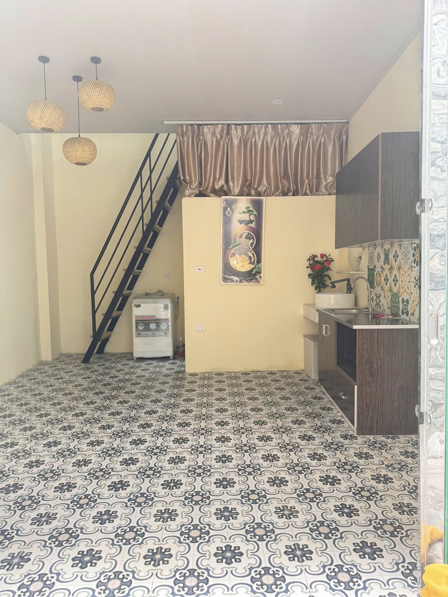 CHO THUÊ NHÀ NGUYÊN CĂN TẠI GIA THỤY, LONG BIÊN, HÀ NỘI