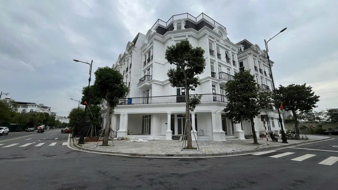 Bán liền kề Louis City Đại Mỗ – Trung tâm khu đô thị - 25 tỷ.