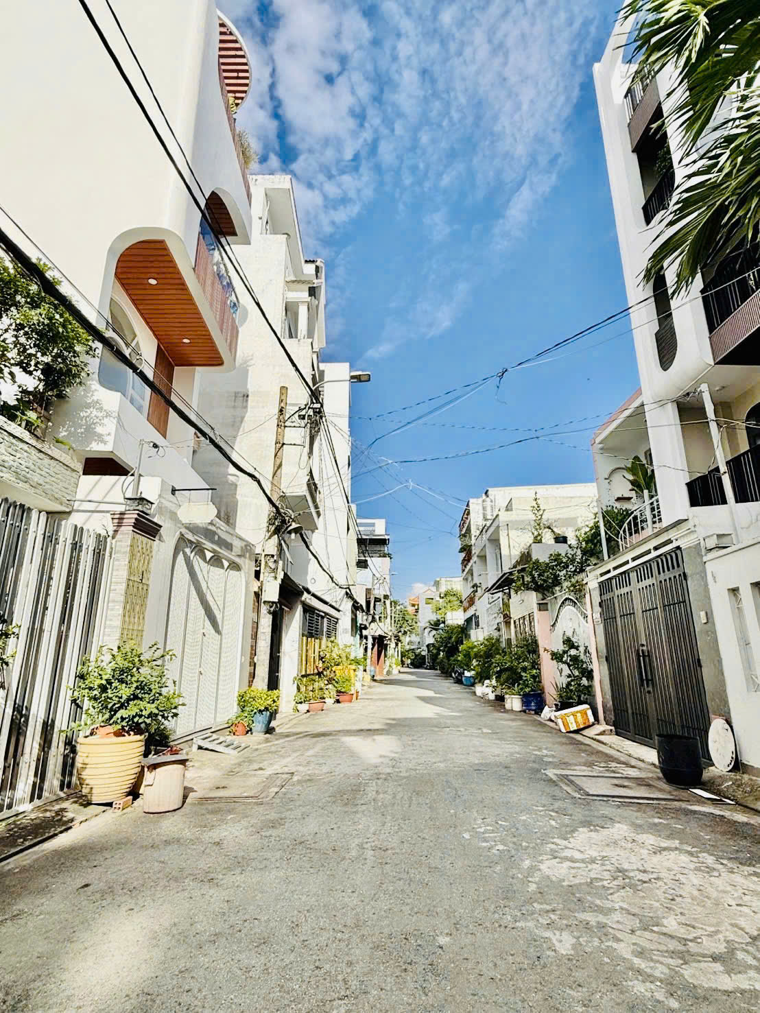 NHÀ BÁN TÂN PHÚ – P.HIỆP TÂN, HẺM 6M HOÀ BÌNH – 70M² – CHỈ 6,95 TỶ (TL)