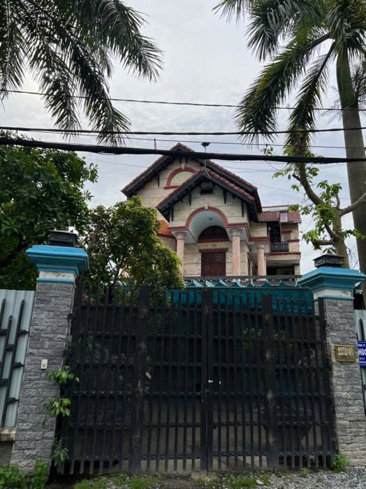 BIỆT THỰ SÂN VƯỜN “ĐẠI GIA” (19.8x25) MẶT TIỀN ĐƯỜNG NGAY CÔNG VIÊN PHẦN MỀM QUANG TRUNG.