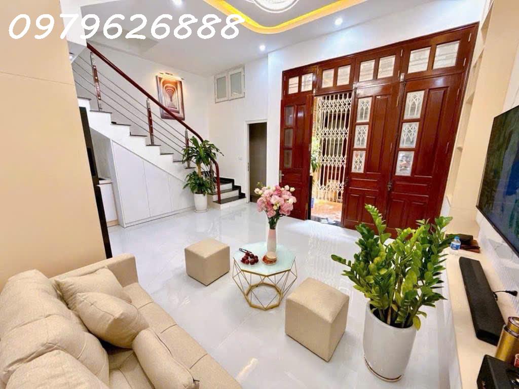 TRUNG TÂM ĐỐNG ĐA - NGÃ TƯ SỞ NHÀ MỚI - Ở NGAY - FULL NỘI THẤT - 2 THOÁNG VĨNH VIỄN - 31x5T