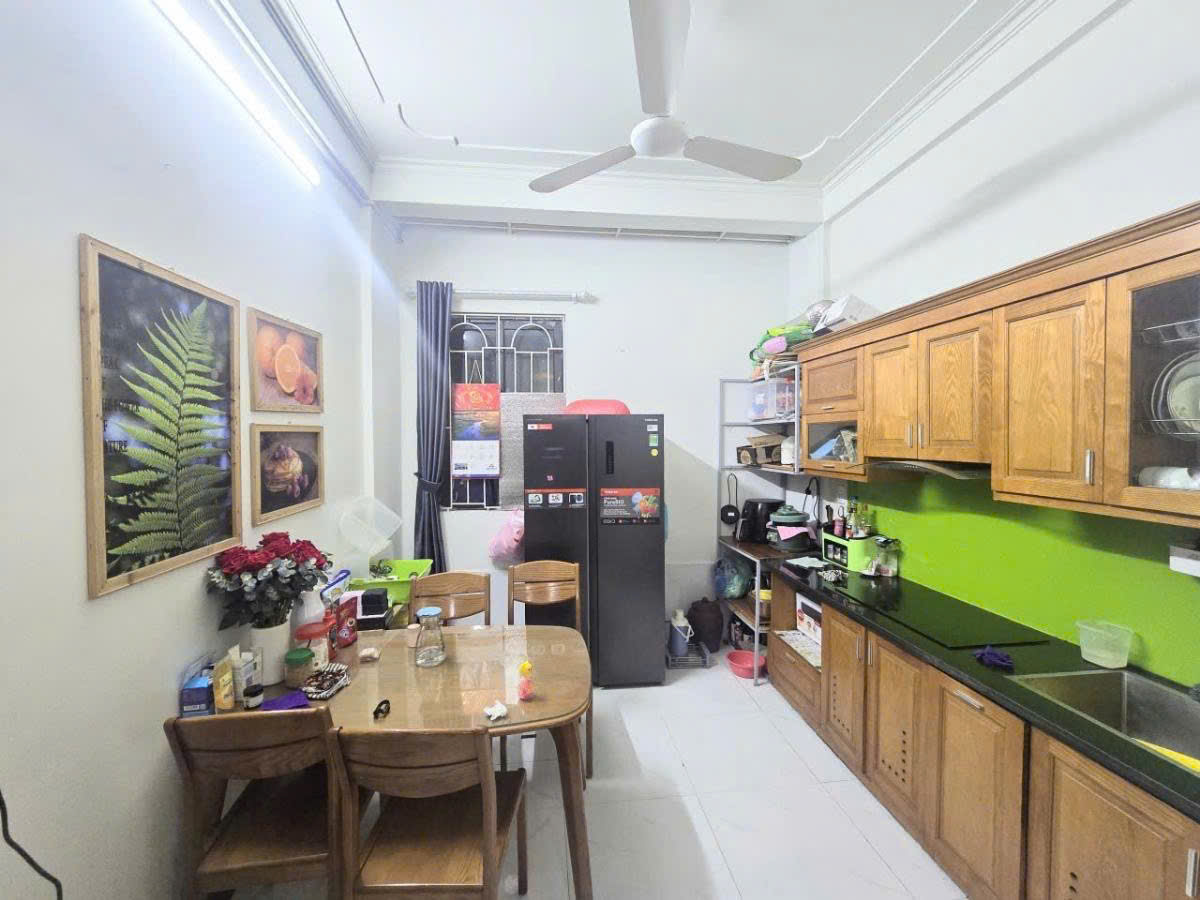 BÁN NHÀ MẶT PHỐ NGUYỄN THÁI HỌC – ĐỐNG ĐA – MẶT TIỀN RỘNG