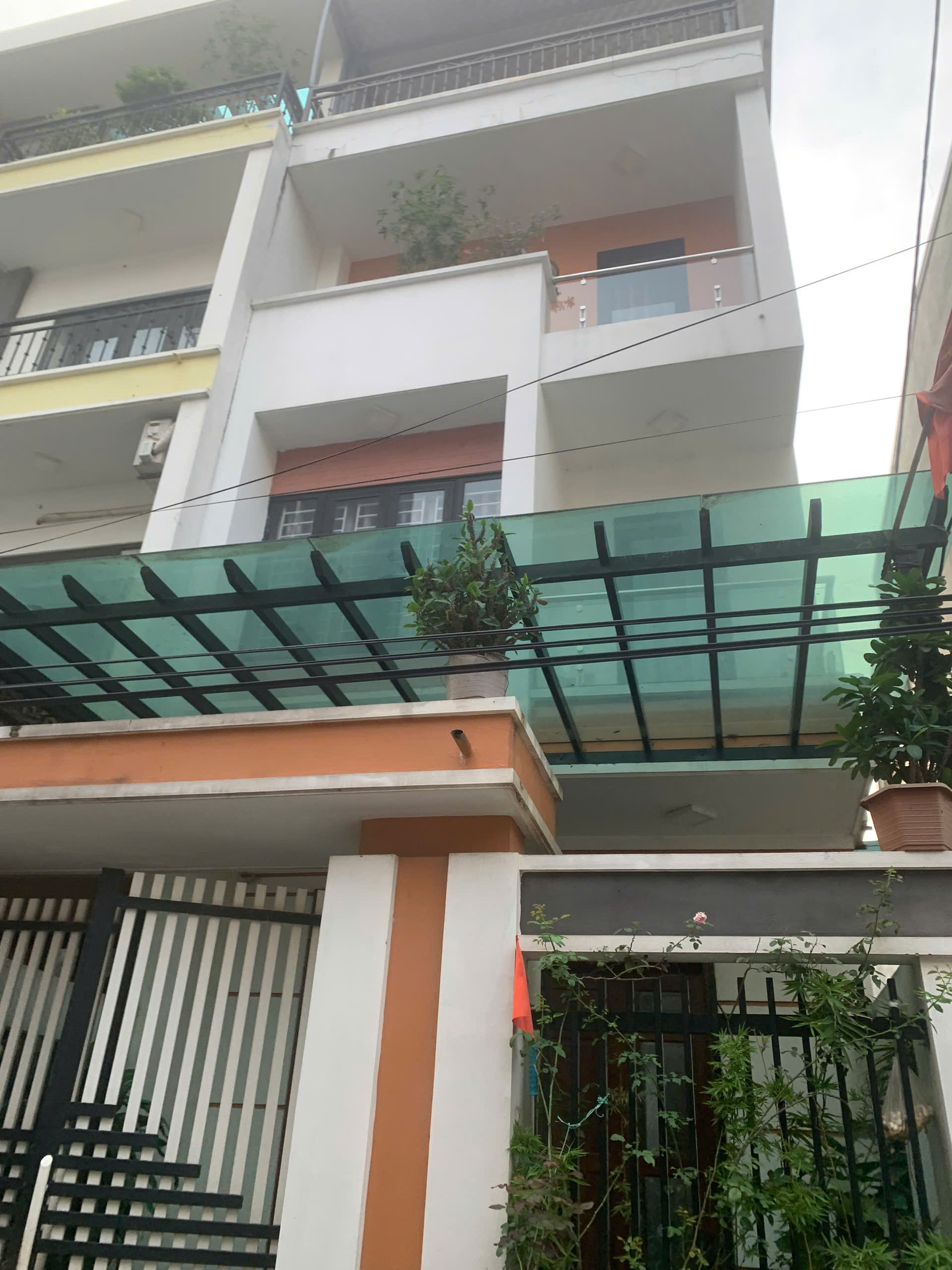 Bán nhà đẹp Yên Lạc, Hai Bà Trưng – Gần Minh Khai, Kim Ngưu, 5 tầng mới, ở ngay