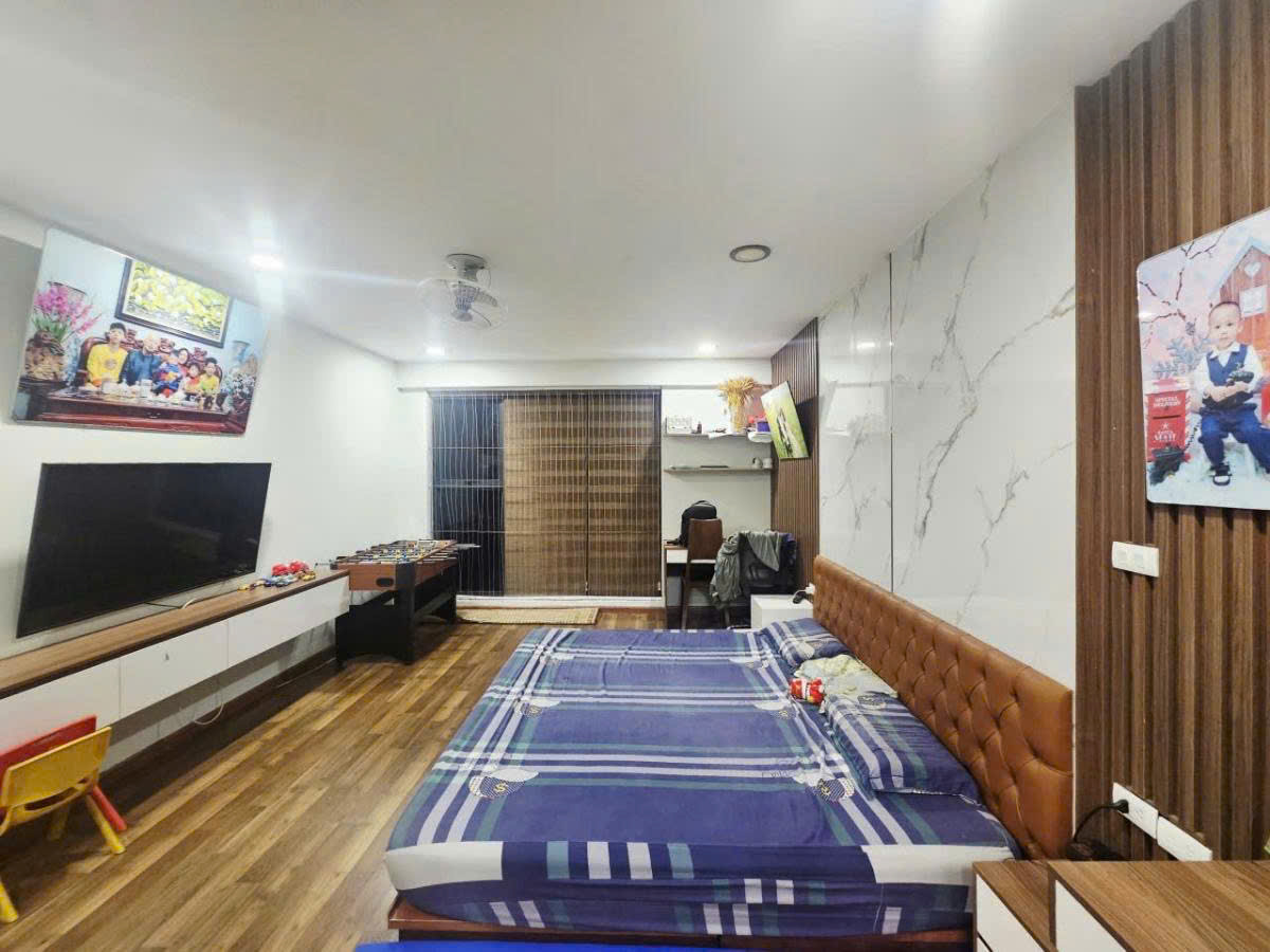 TÒA NHÀ MẶT PHỐ TÚ MỠ – CẦU GIẤY – VỊ TRÍ KINH DOANH TRUNG TÂM