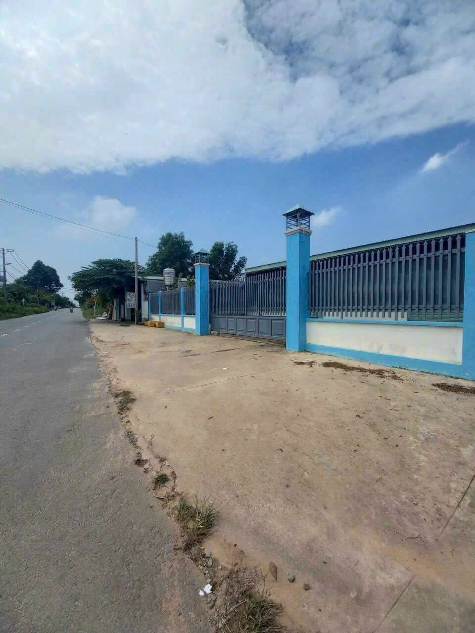 NHÀ XƯỞNG (1.311M²) MT SÔNG LU, HÒA PHÚ – FULL THỔ, ĐÃ HOÀN CÔNG