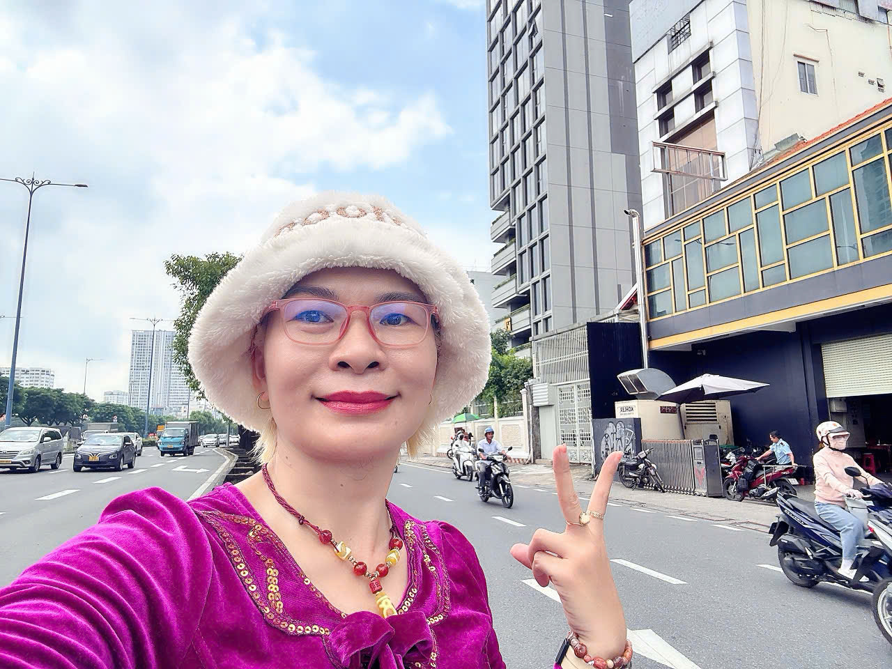 BÁN NHÀ 2 TẦNG MTKD 4M VIEW SÔNG Đ.VÕ VĂN KIỆT, QUẬN 1 - 88M2 NGANG 4M*23M - XUNG QUANH CAO ỐC VĂN PHÒNG KINH DOANH ĐA