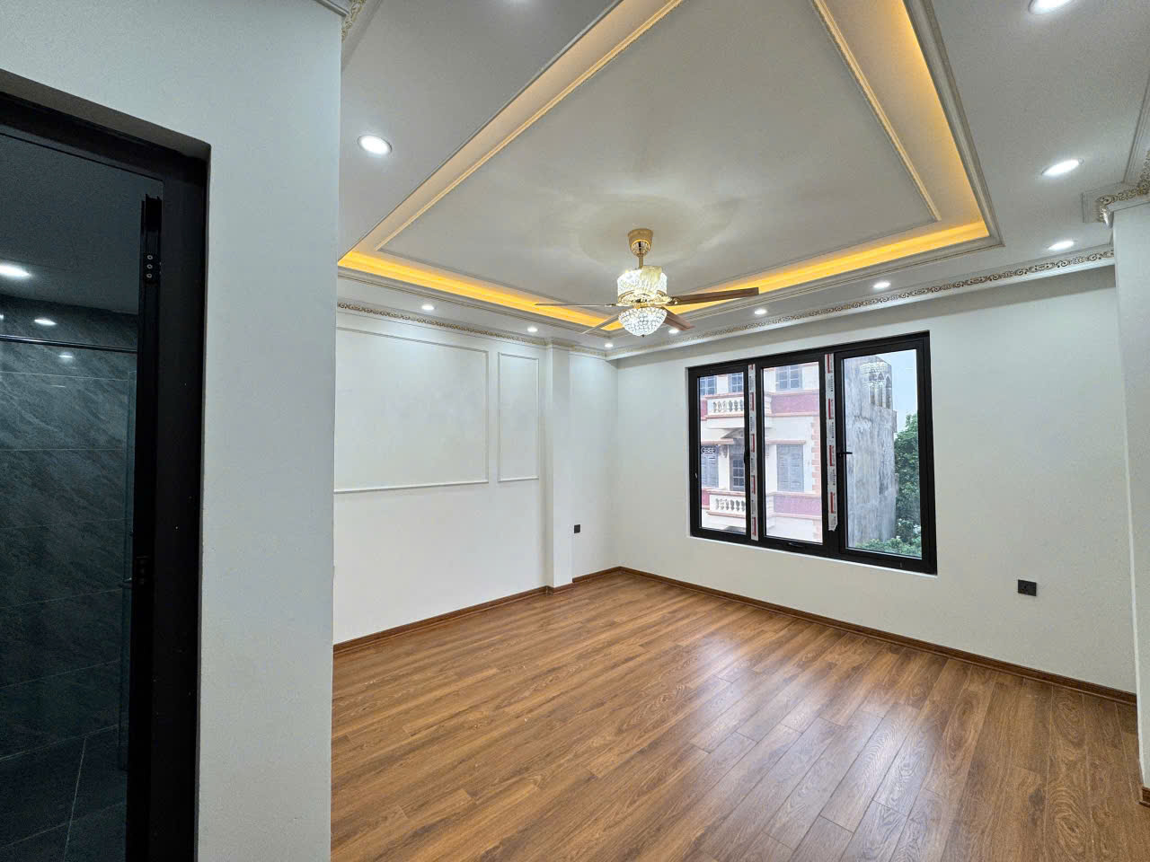 BÁN NHÀ MẶT PHỐ THANH AM – NỞ HẬU – THANG MÁY – KINH DOANH ĐỈNH – GIÁ MẶT NGÕ Thanh Am – 68m² – 6 tầng – MT