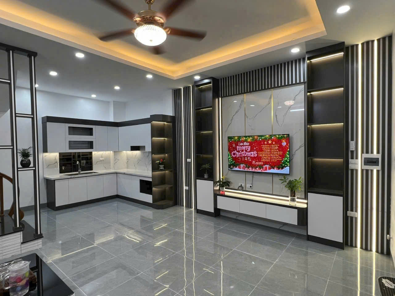 Tương Chúc, Ngũ Hiệp, Thanh Trì, 40m*4 tầng dân xây 5.6 tỉ