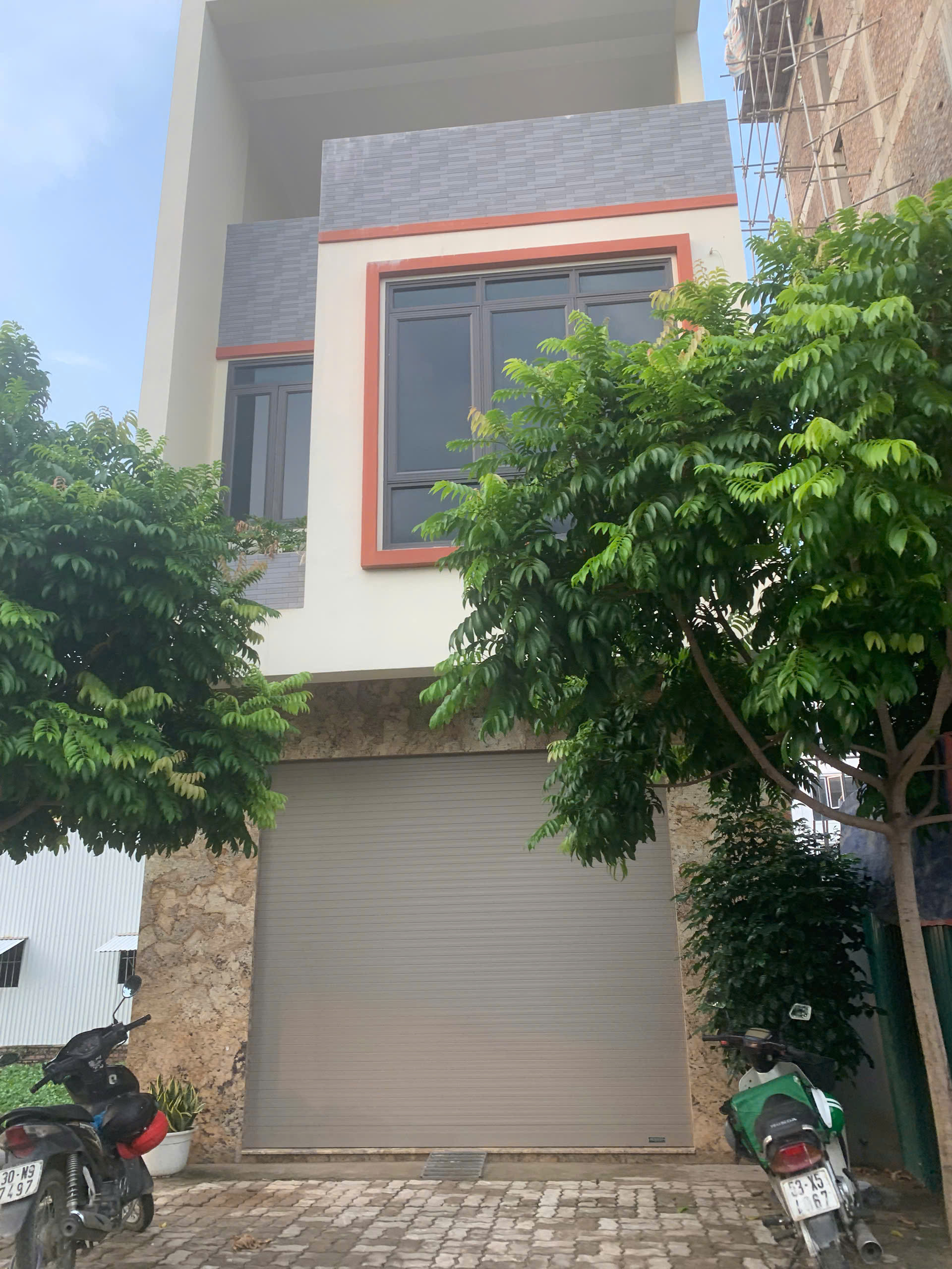 SIÊU PHẨM NHÀ PHỐ HOÀNG VĂN THÁI – NGÕ Ô TÔ – 5 TẦNG MỚI ĐẸP – Ở NGAY TRUNG TÂM THANH XUÂN