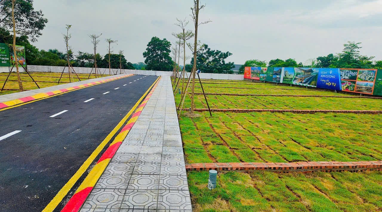 ĐẤT ĐẸP - GIÁ TỐT - Cần Bán Khu Đất Tiềm Năng Tại Phú Cát- Hòa Lạc, Hà Nội