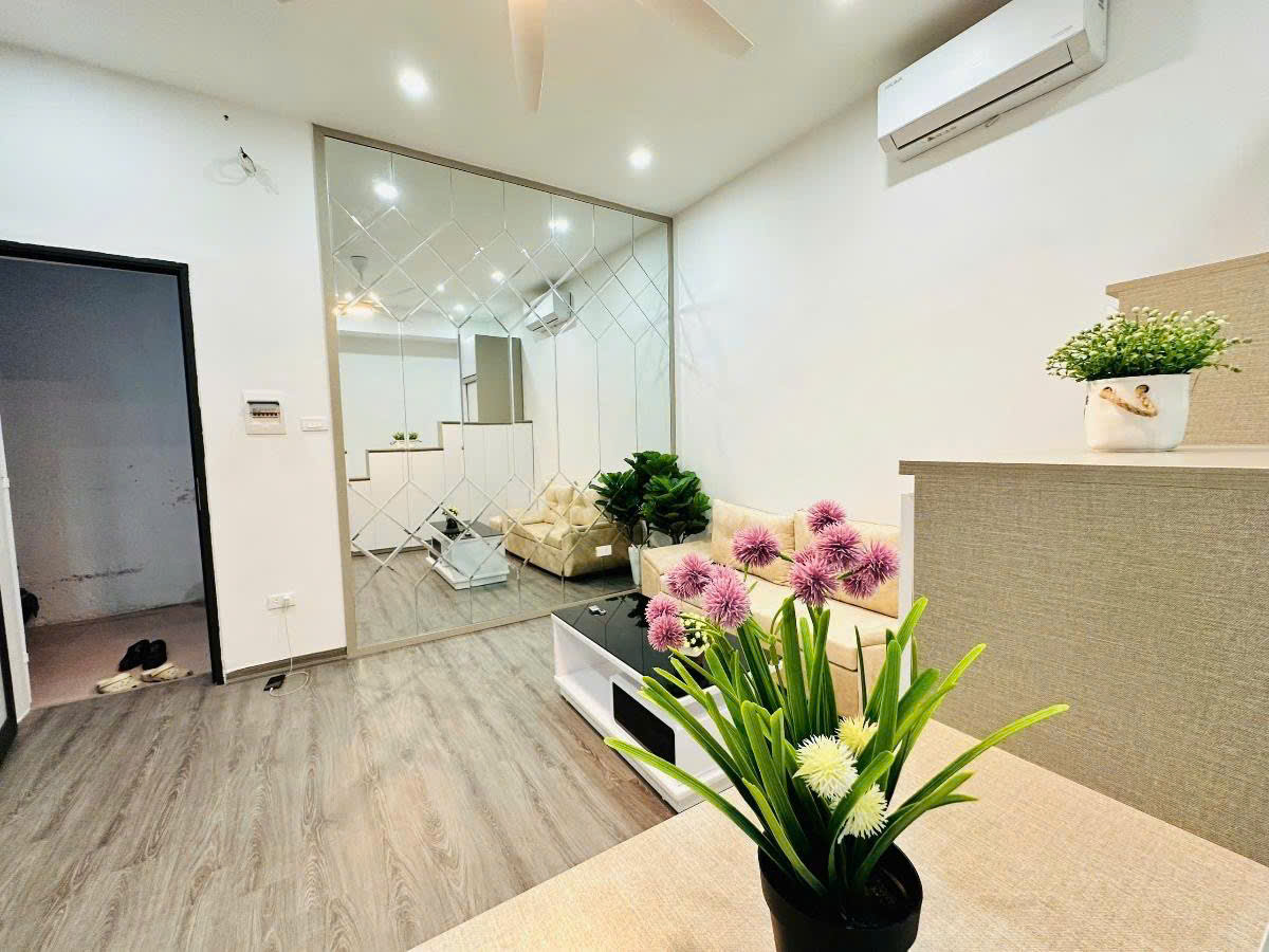 BÁN NHÀ MẶT PHỐ KHÂM THIÊN – ĐỐNG ĐA – MẶT TIỀN 4M – KINH DOANH ĐỈNH