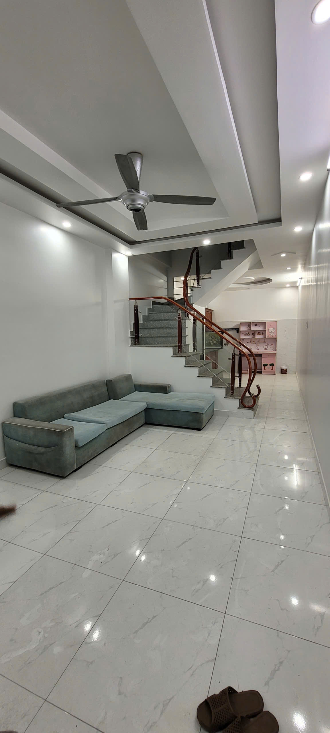 Bán Nhanh Nhà 3 Tầng Gần Đường Bùi Viện – Sổ Đỏ Chính Chủ – Vị Trí Đẹp