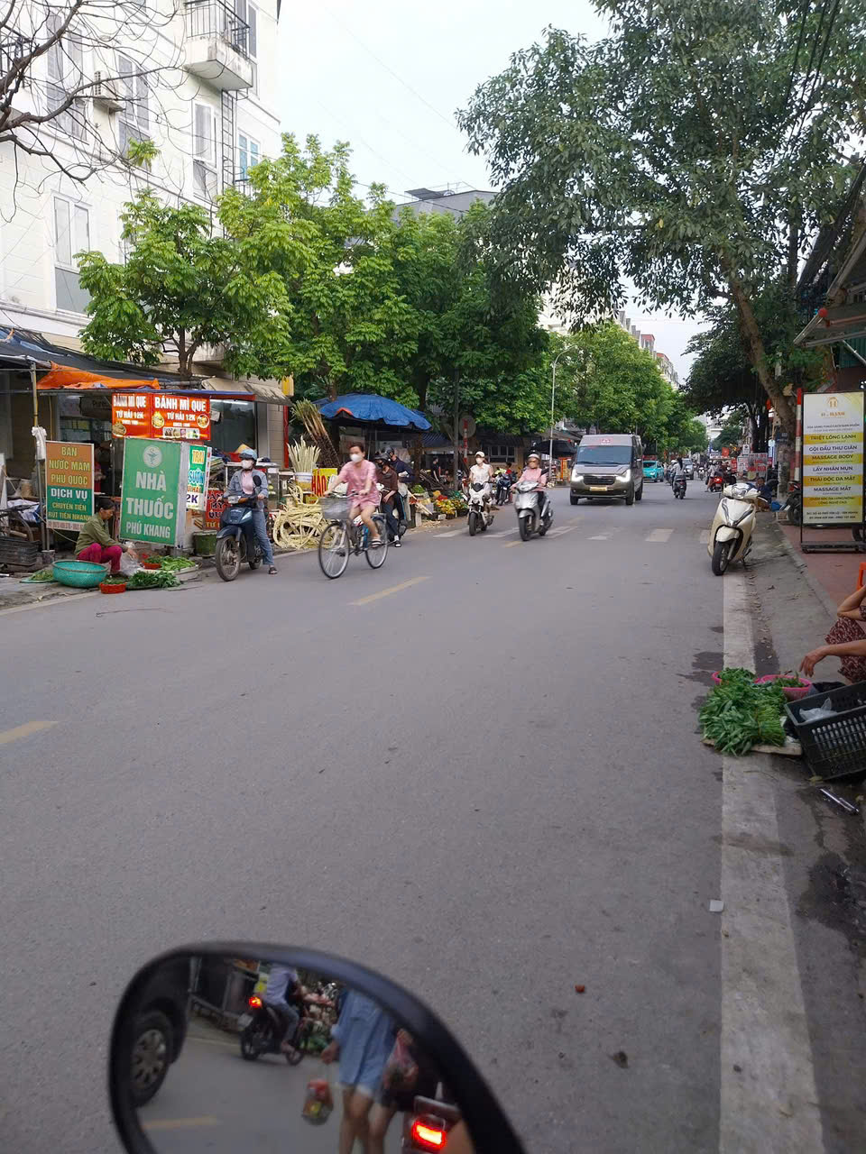 MẶT PHỐ NGÔ ĐÌNH MẪN – KINH DOANH ĐỈNH – OTO TRÁNH