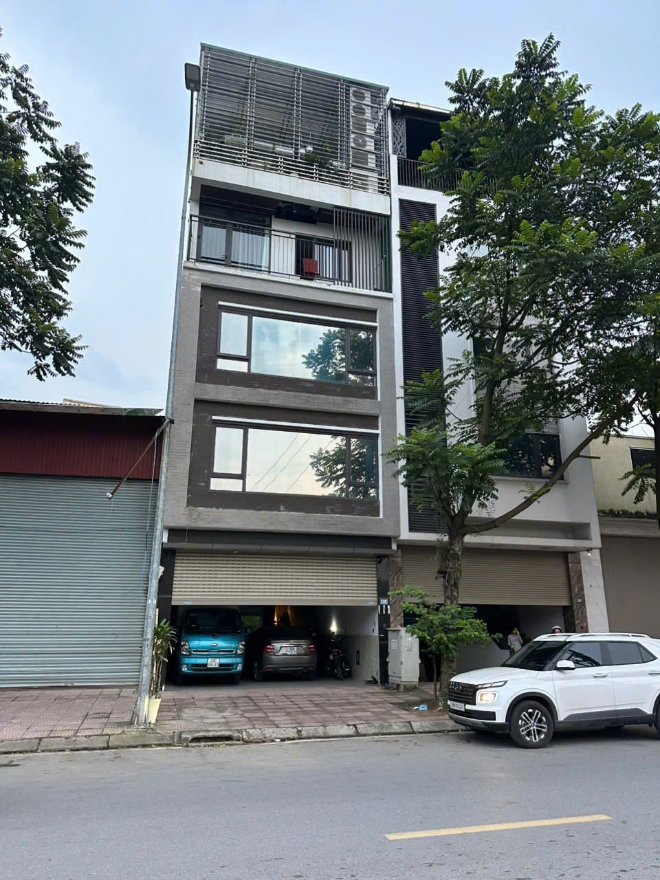 BÁN NHÀ 6 TẦNG 110M²- SIÊU PHẨM HIẾM – TẠI LONG BIÊN- HÀ NỘI.