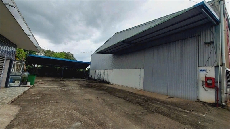 XT584 xưởng sản xuất vị trí thuận lợi phù hợp chứa hàng vận hành logistic. giao liền