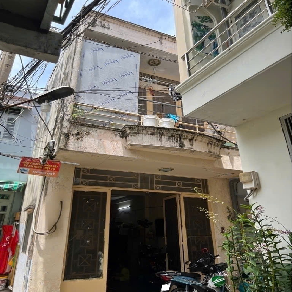 Bán nhà hẻm Hòa Hưng – QUẬN 10 – 4.2 x 8 m Vuông vức – 3.7 tỷ