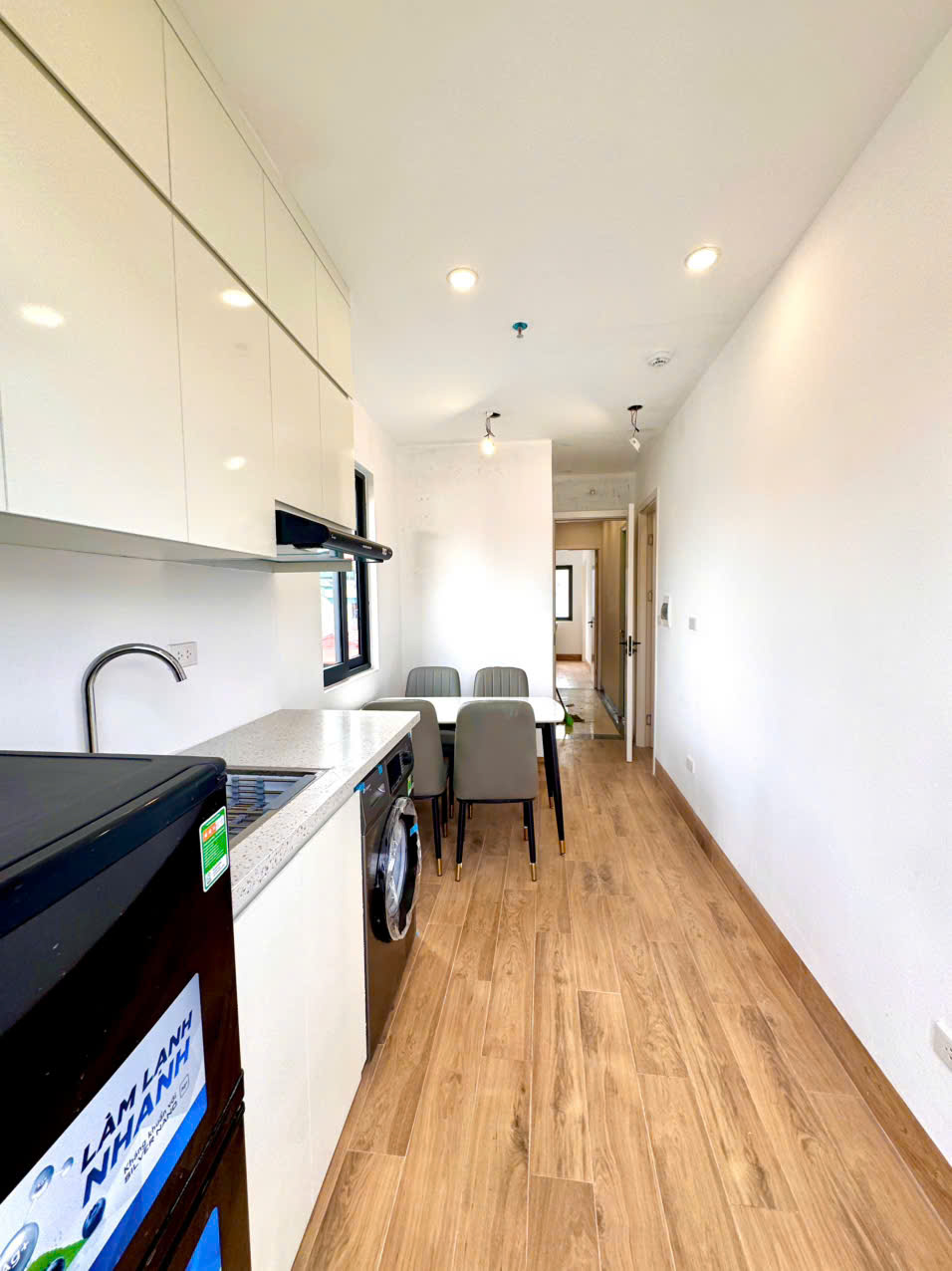 (Cực hiếm) Căn hộ 2N1K 40m2 mới khai trương ngõ 342 Khương Đình - Máy giặt riêng - Ở được 6 người