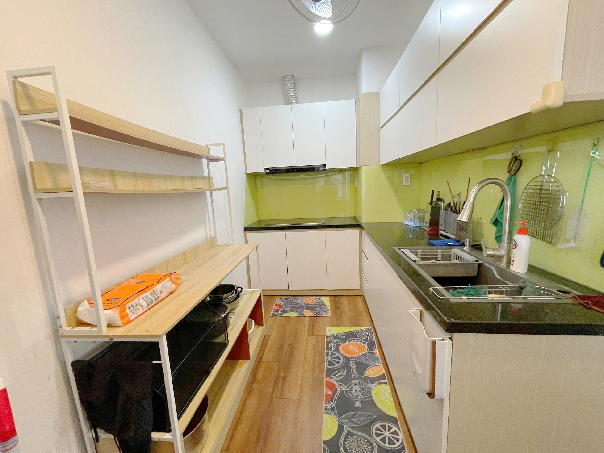 Cho Thuê Chung cư Hồ Biểu Chánh , P. 12, Quận Phú Nhuận, với thiết kế hiện đại và đầy đủ nội thất