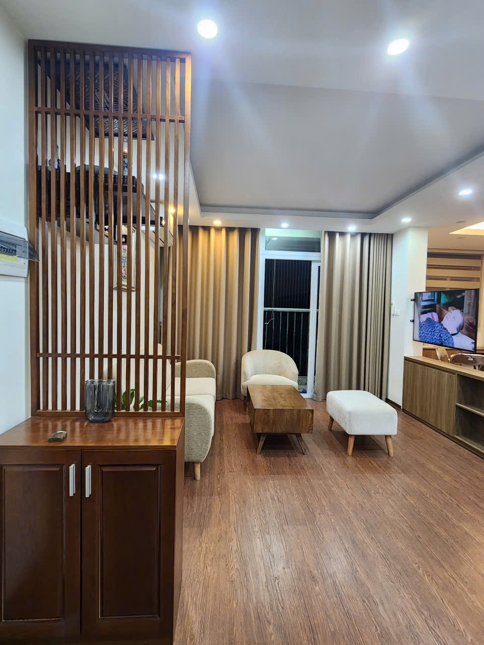 CHO THUÊ CĂN HỘ CAO CẤP TẠI CCVP TWĐ – SỐ 44 NGÕ 260 ĐỘI CẤN, BA ĐÌNH, HÀ NỘI