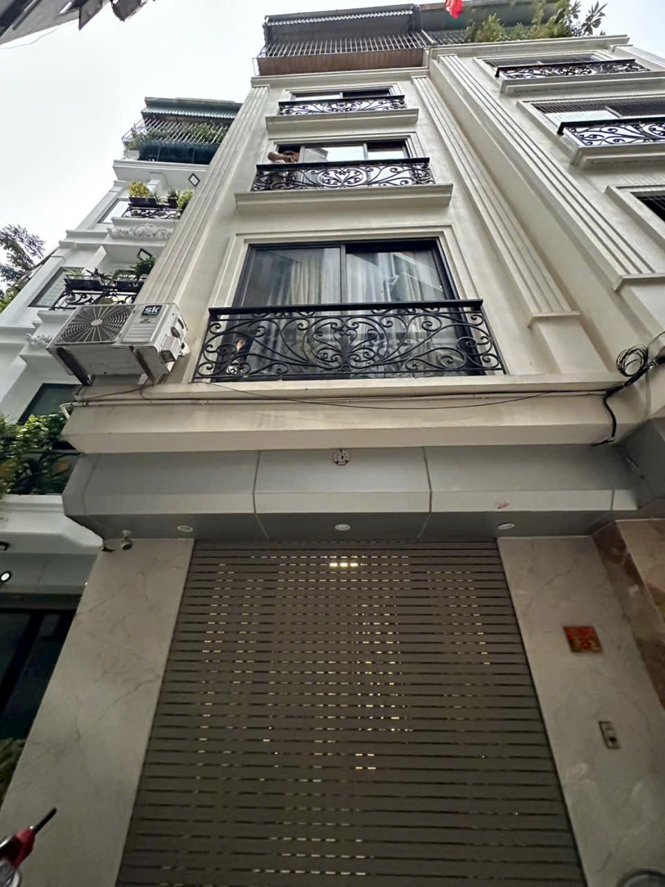 252.32.5 Ngọc Thụy – Bồ Đề 32 m² × 5 tầng – 8.68 tỷ