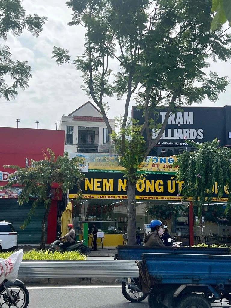 Bán nhà mặt phố Trần Não, An Khánh, Q.2: Vị trí vàng, diện tích 155m2, 3 tầng, 5PN, sổ hồng, giá hời 70 tỷ - Cơ hội an