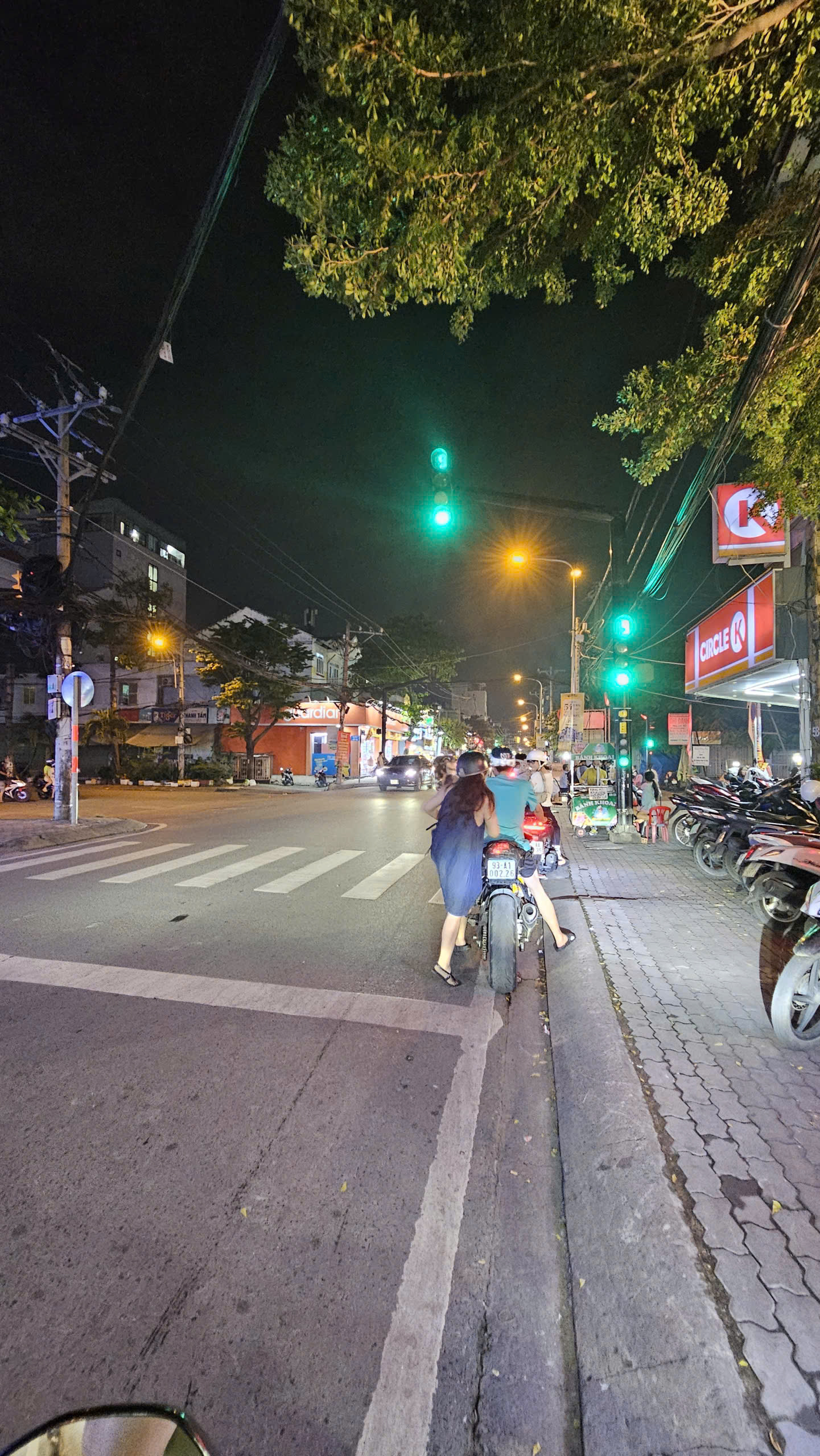 CÁCH MẶT TIỀN LÂM VĂN BỀN TÂN QUY Q7 CÓ 85 M CÓ 3 TỎI HƠN ĐÚC MỚI 3 TẤM