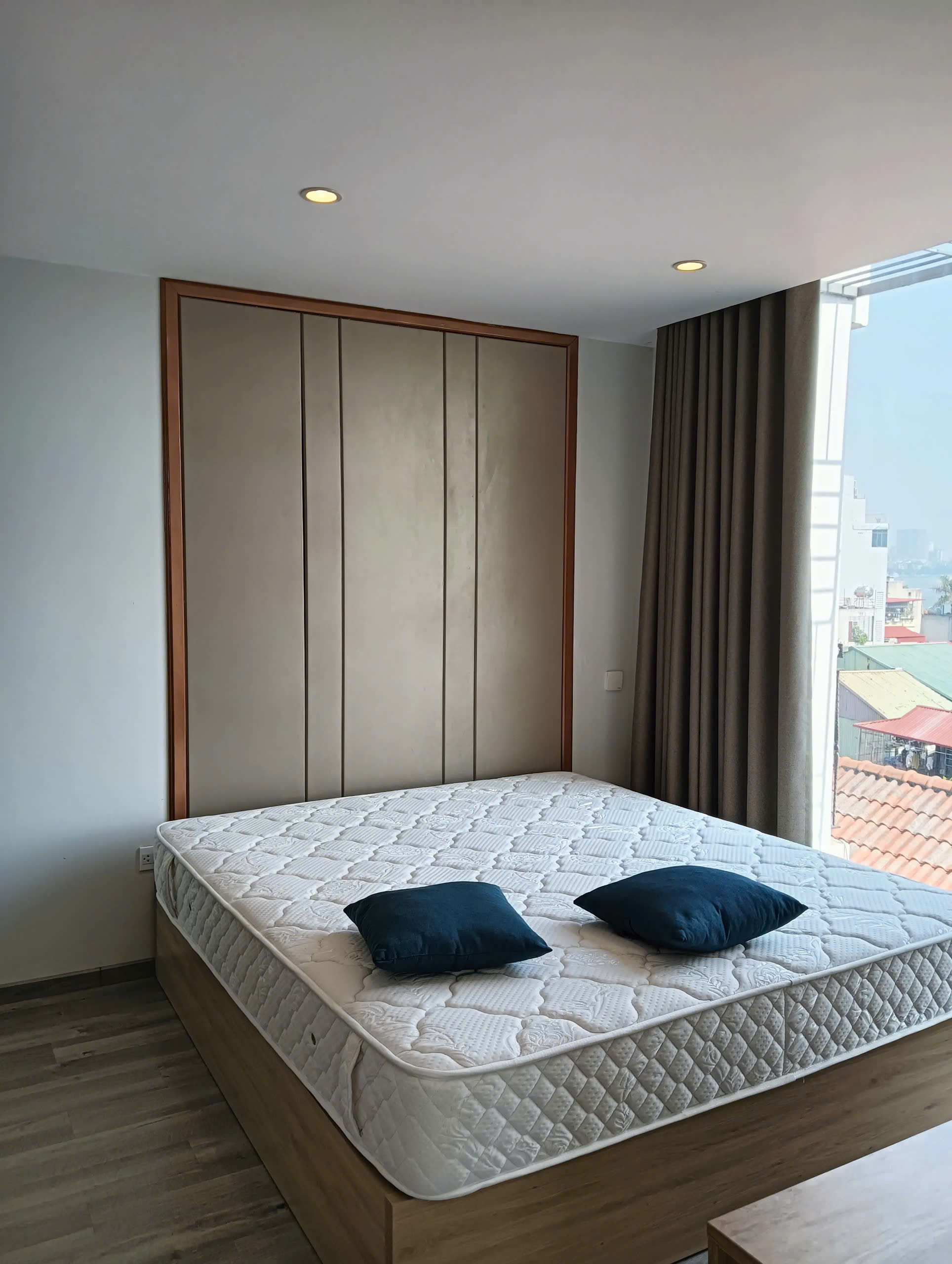 APARTMENT VIEW HỒ TÂY, 3 THOÁNG - DT260m - 9 TẦNG - MẶt TIỀN 16m - ĐẦY ĐỦ ĐIỀU KIỆN PCCC.