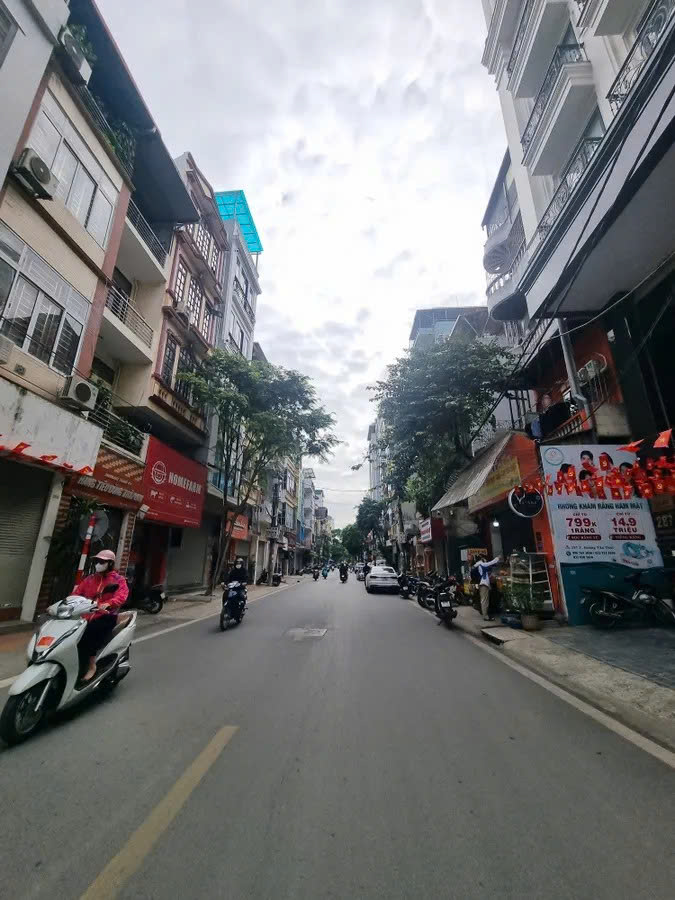 BÁN NHÀ MẶT PHỐ HOÀNG VĂN THÁI – 50M² – MẶT TIỀN 4.7M – GIÁ 31 TỶ – THANH XUÂN, HÀ NỘI
