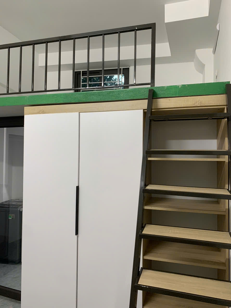 Bán CCMN Tại Triều Khúc: 90m2, 7Tx23 phòng KK, thang máy, DT 100tr/tháng. Giá 19.8 tỷ