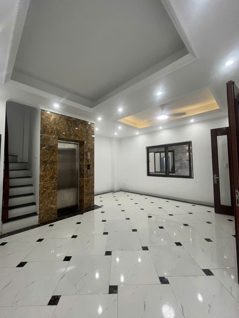 Bán Nhà Phân Lô Tây Hồ – Thang Máy – Thiết Kế Hiện Đại – 7 Tầng – Nhỉnh 14 Tỷ