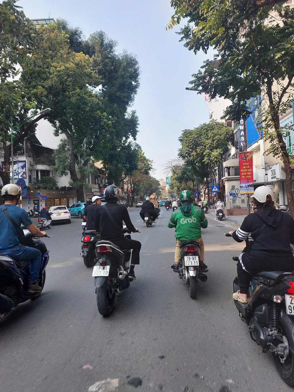 DUY NHẤT 1 CĂN ! Mặt phố Huế Hai Bà Trưng Hoàn Kiếm vỉ hè oto KD Thang máy 150mx8T 120 tỷ TL