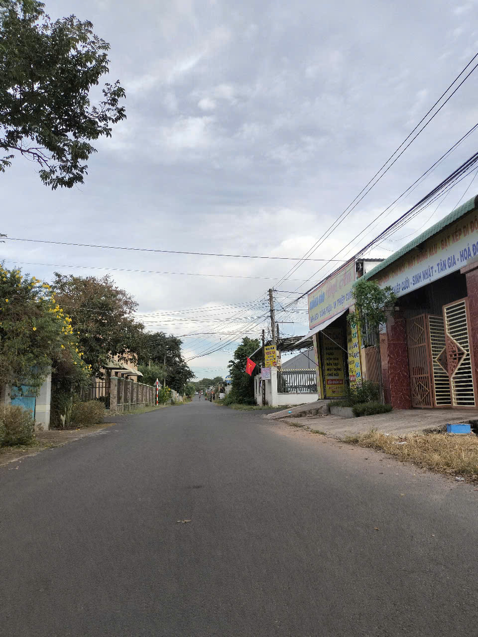 Lô 1 Phước Tân gần thị trấn: 12×25+100tc giá 2ti7 còn TL