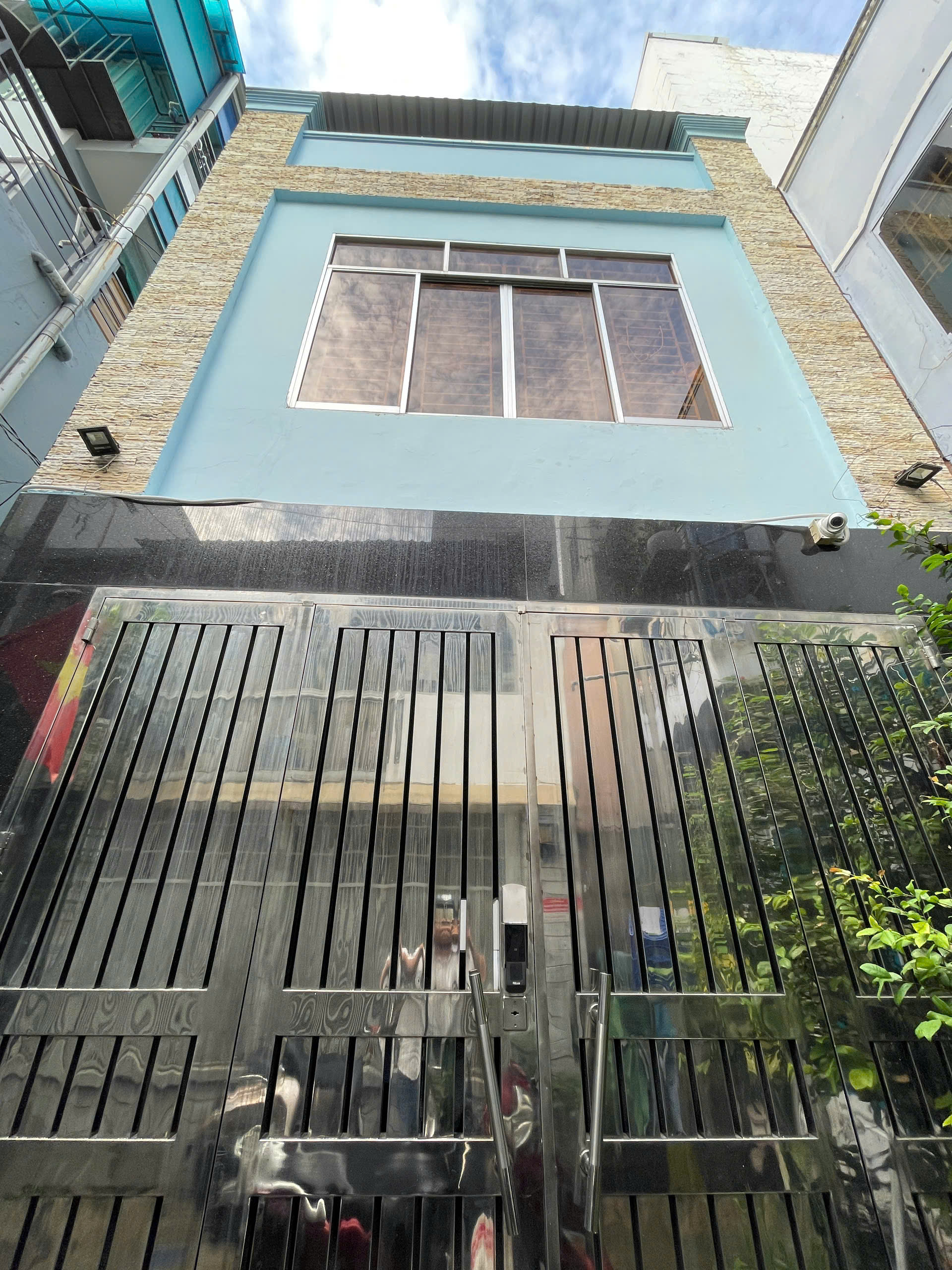 nhỉnh 7 tỷ - nguyễn Cửu Vân - P.17 - 3 bước ra HXH - 75m2 ( 4.2 x16 ) - 3 PN- Pháp lý chuẩn - không QH