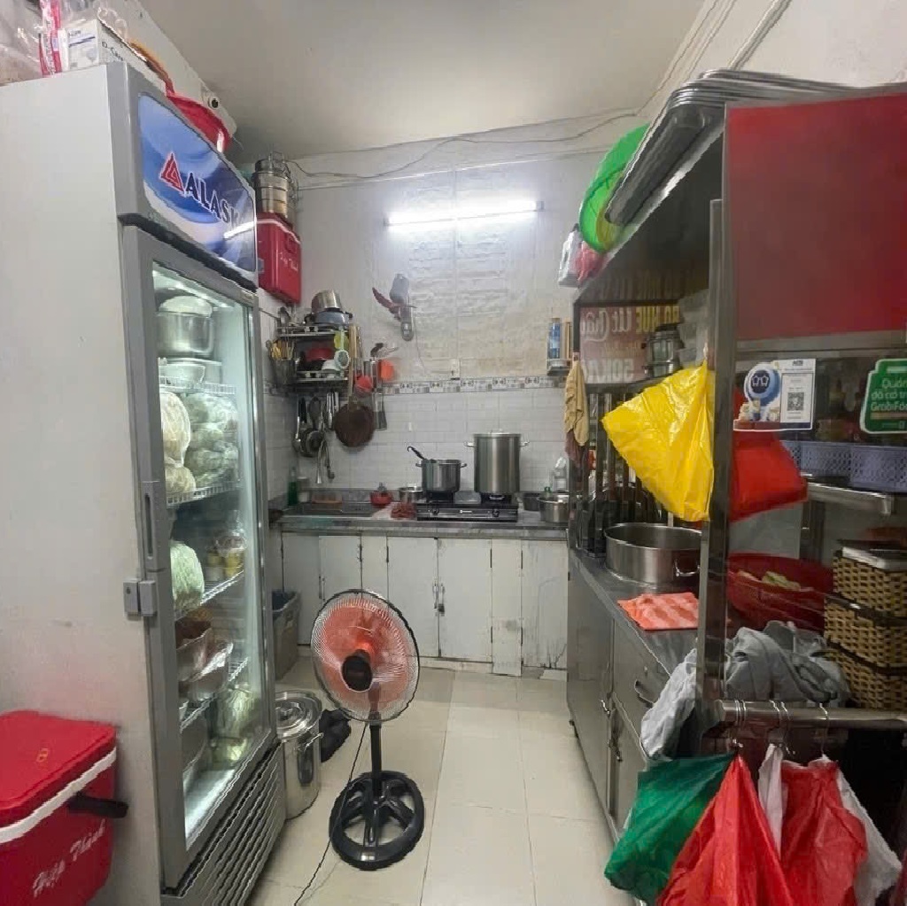 Nhà hẻm Nguyễn Thị Minh Khai – QUẬN 3 – 7.7x3m Vuông – 3 Tầng – 5.5 tỷ