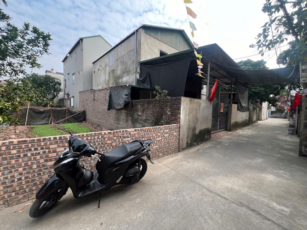 Bán đất Ngô Gia Tự Việt Hưng- ngõ Nông - Oto sát phố 80 m mặt tiền 5m 8.9 tỷ (TL)