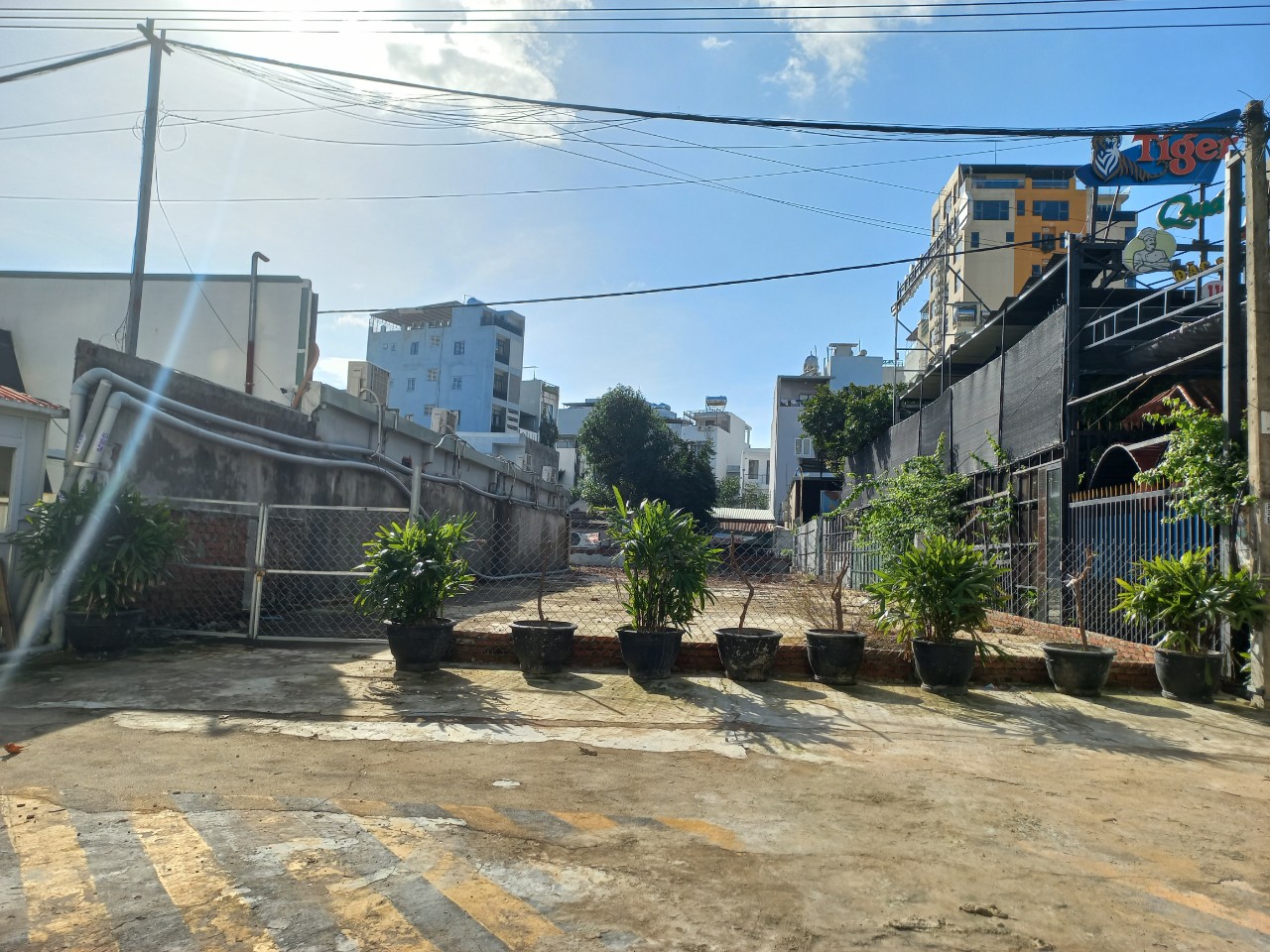 Bán đất mặt tiền đường Chính Hữu - Gía đầu tư - Sát Phạm Văn Đồng