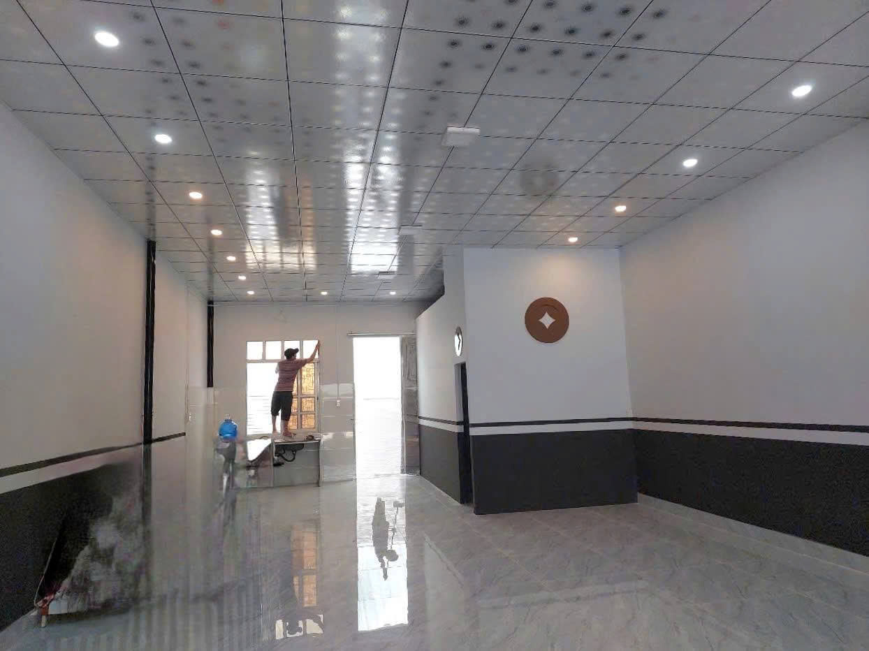 Cho thuê nhà mặt tiền đường Trần Thúc Tự đối diện chợ Dinh