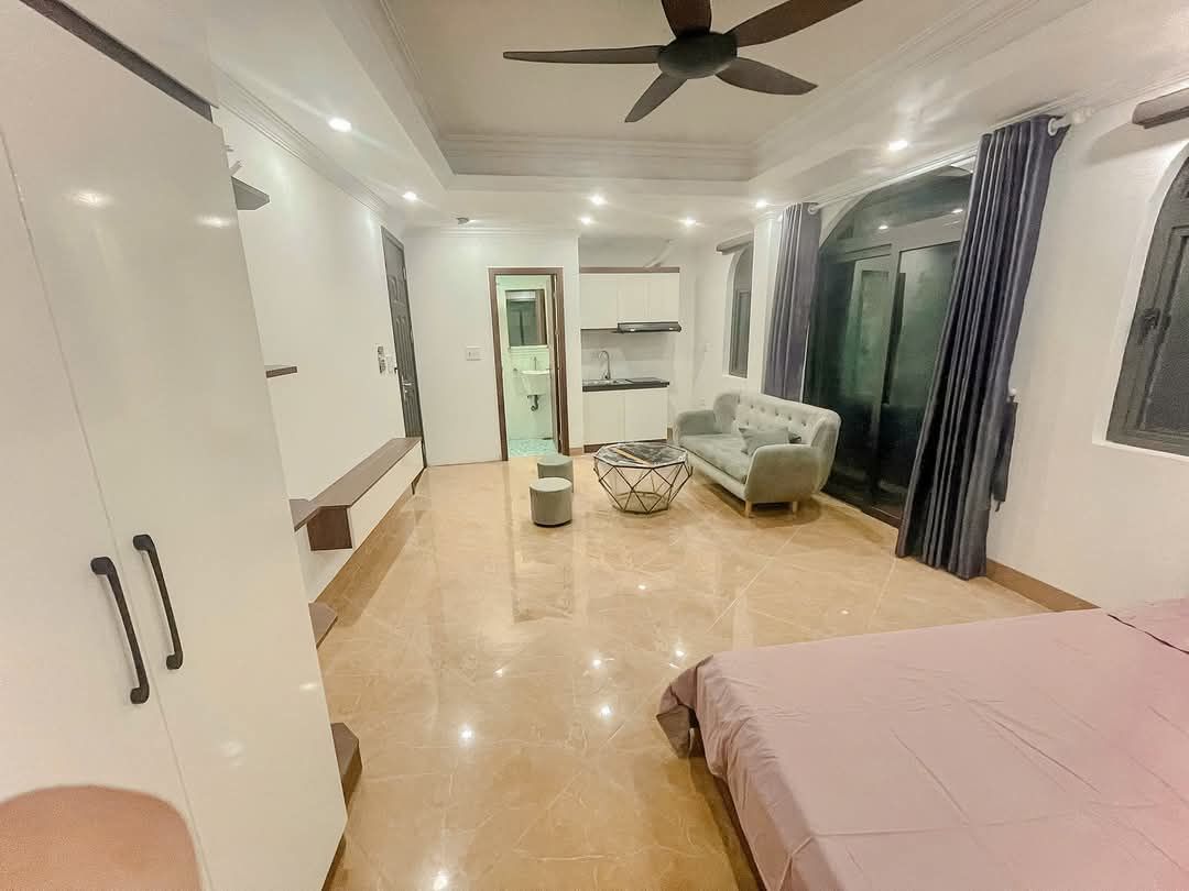 SIÊU PHẨM DÒNG TIỀN – LÔ GÓC 3 THOÁNG – 20 PHÒNG KHÉP KÍN – NGUYỄN VĂN CỪ 110M², THANG MÁY