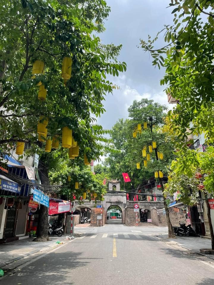 Độc Quyền! Mặt Phố Hàng Chiếu, Hoàn Kiếm - 124M2 - Mặt Tiền 6M - Vị Trí Vàng Phố Cổ.