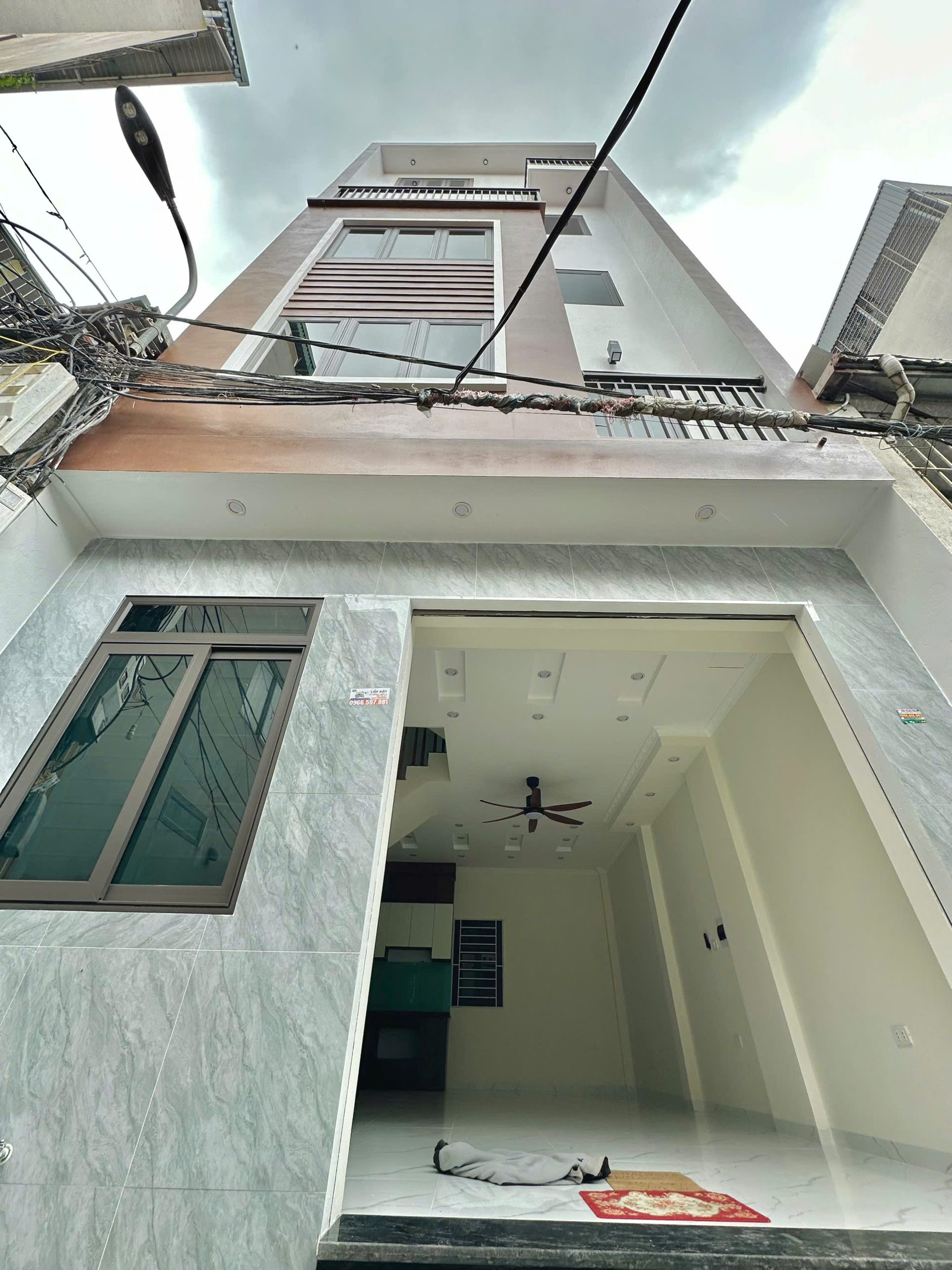 Sở Hữu Ngay Căn Nhà Đẹp - Giá Tốt - Vị Trí Đắc Địa Tại Vân Canh, Hoài Đức, TPHN