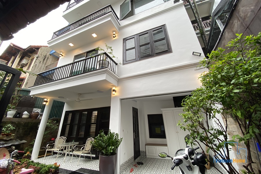 Bán nhà riêng Tứ Liên – Tây Hồ, 48m² x 4 tầng, nhà mới sạch sẽ, sổ đỏ vuông đẹp. Giá 10 tỷ