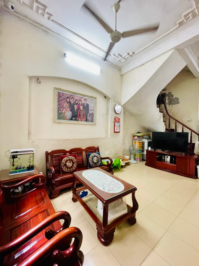 Nhà khu tập thể Đại học Mỏ Địa Chất Cổ Nhuế 50m2x4 tầng giá gần 11 tỷ