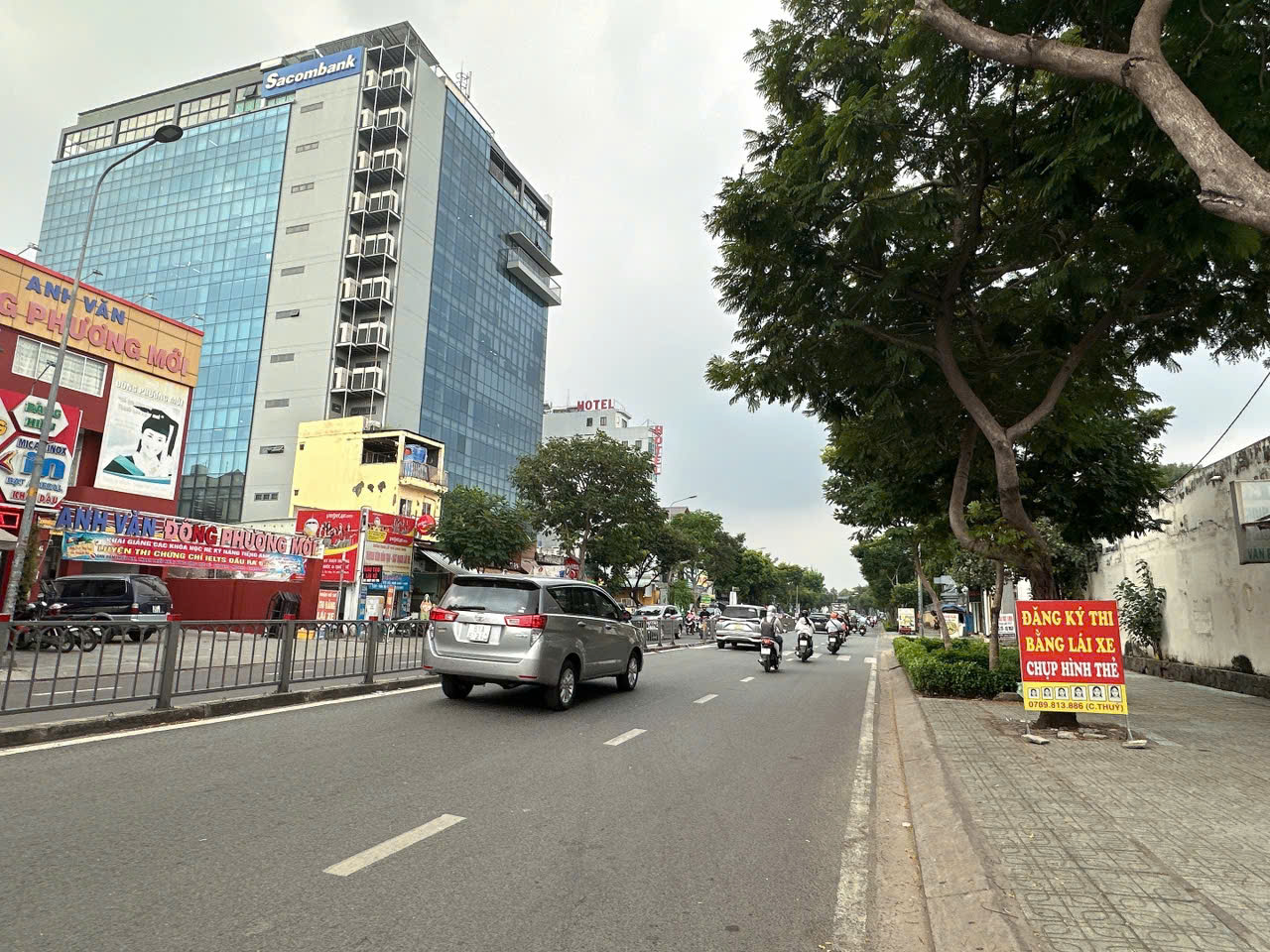 Bán CHDV hẻm 220 Nguyễn Oanh ngang 5m 95m2 5 tầng 12PN TN 55tr NT đẹp gần chợ 12.6 tỷ