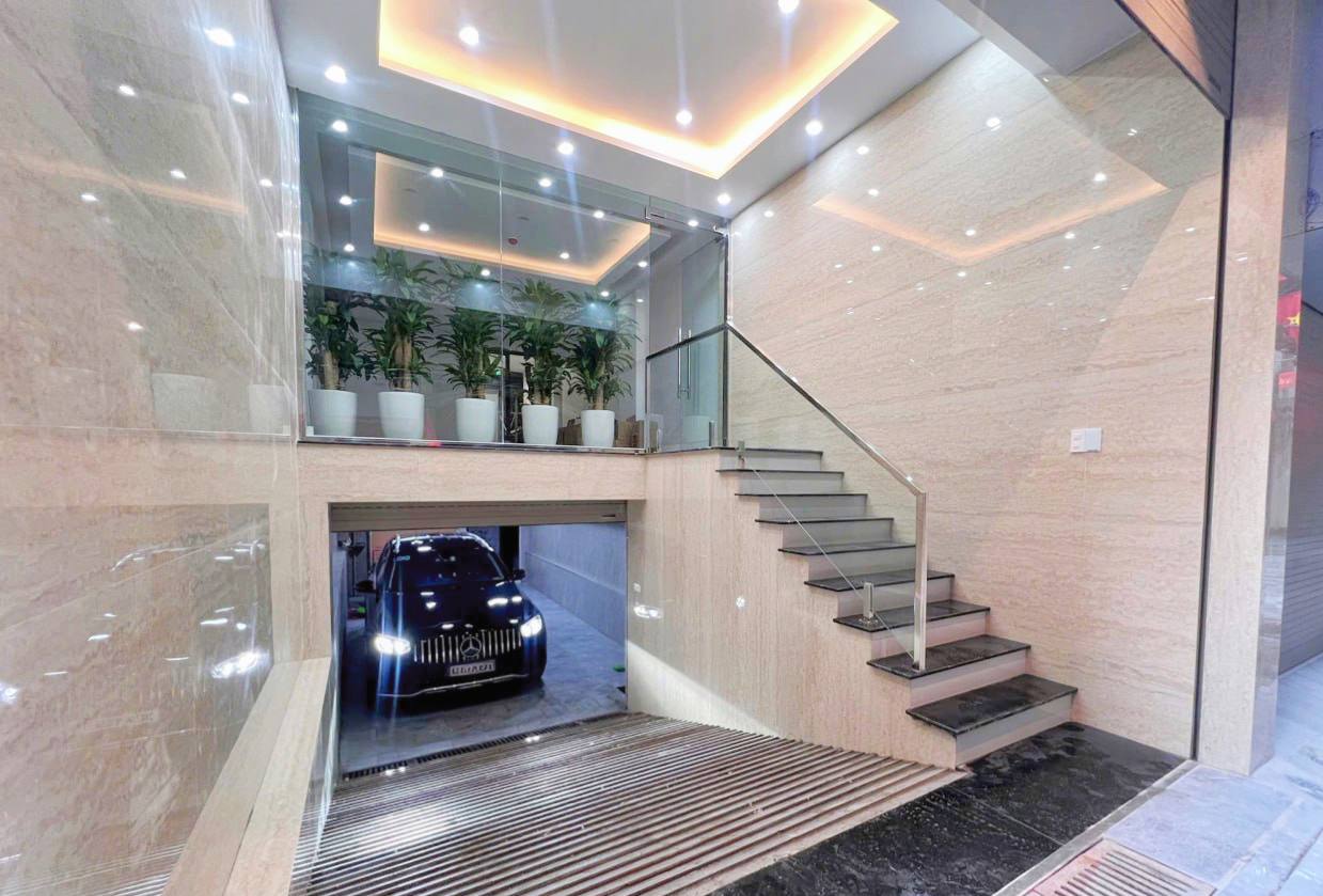 Nhà Vip Đẹp Mới Phân lô Oto - Nguyễn Khang/Cầu Giấy