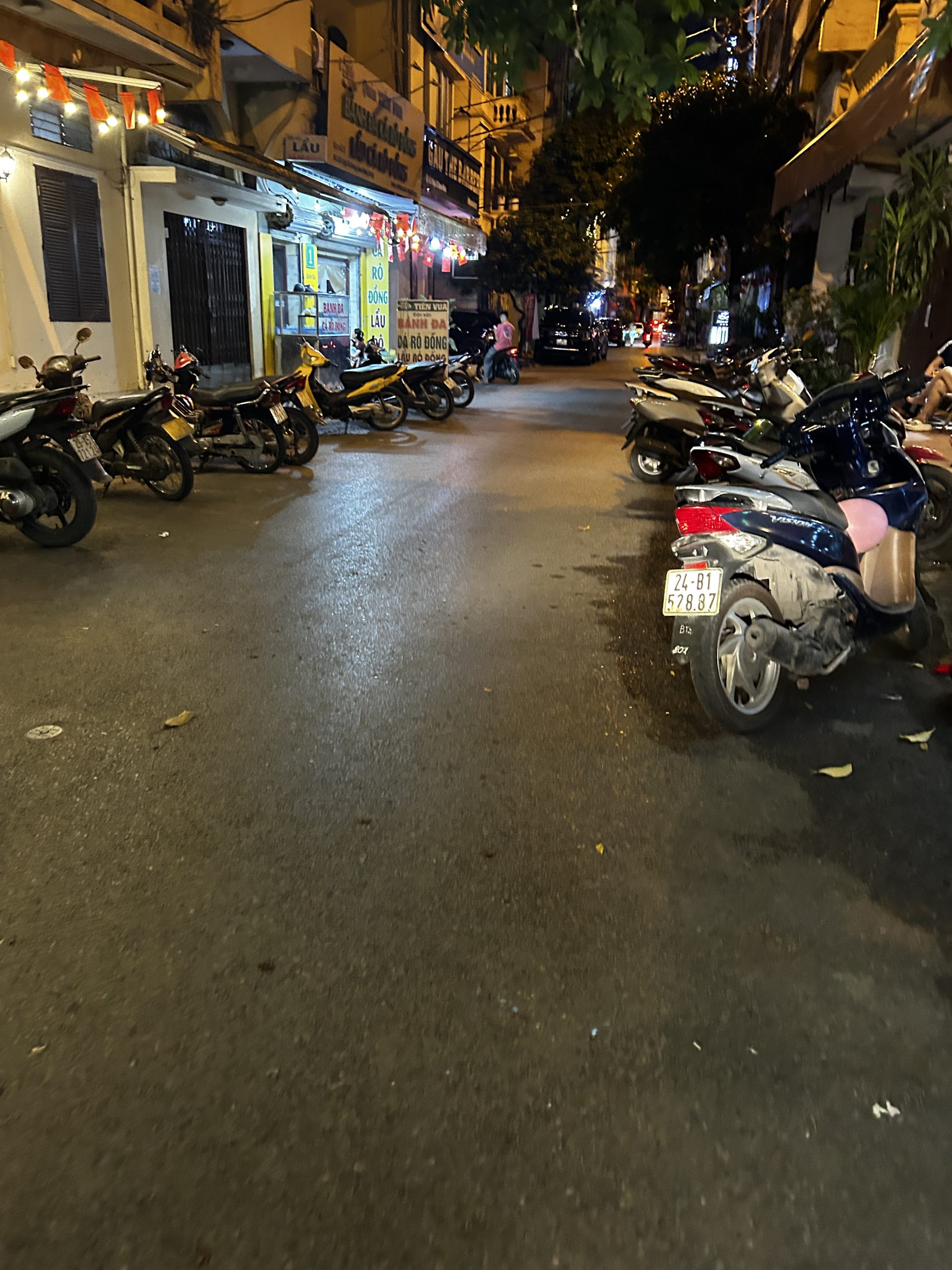 Bán nhà phân lô VIP phố Quan Nhân – ô tô tránh – 2 mặt thoáng – 4 tầng – giá 17.5 tỷ