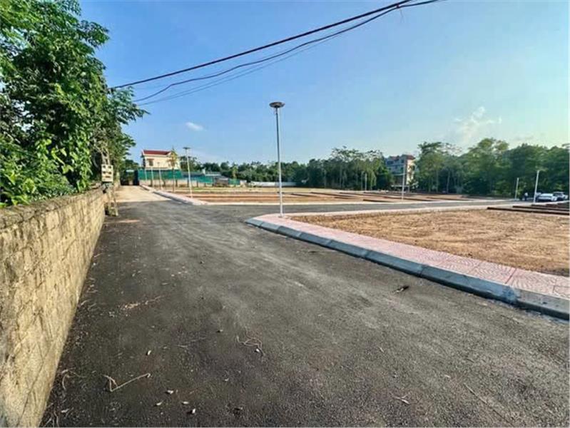 Tài chính chỉ hơn 1 tỷ – Sở hữu ngay lô đất đẹp cực hiếm!- Cách Suối Hai – Ba Vì chỉ 500m